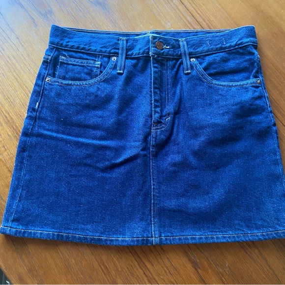 Madewell Rigid Denim Mini Skirt in Dupree Wash size 29 - Picture 4 of 7